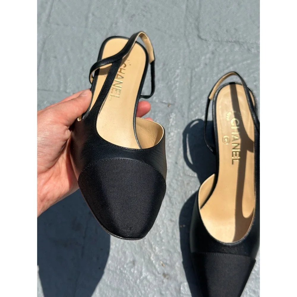 Chanel Black Grosgrain Cap Toe Slingback Pumps Size 40 CC Logo